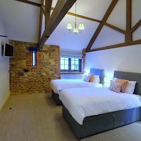 The Greyhound Inn Taunton Room photo